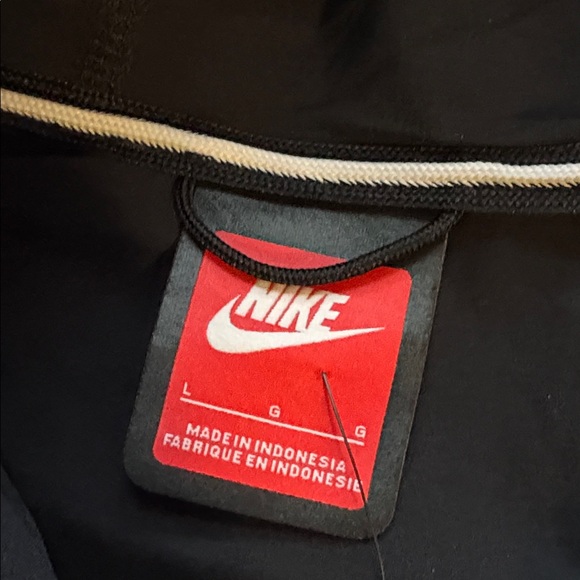 Nike Sportswear Tech Pack Windrunner Jacket /hood Black size large oversized - Picture 7 of 10